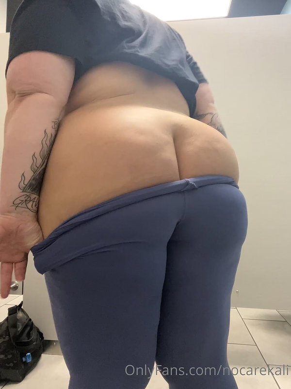 BBW unreal huge tits blonde milf webcam show_db88fb0e