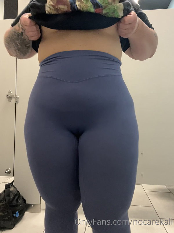 BBW unreal huge tits blonde milf webcam show_db88fb0e