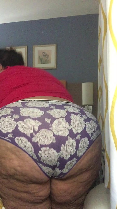 BBW Valhalla Lee Moans in Pleasure While a Stiff Cock Drills Her Pussy_a70fb249