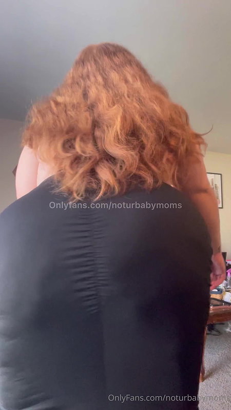 Big Ass BBW rides 10 inch toy in christmas dress_0e6a0056