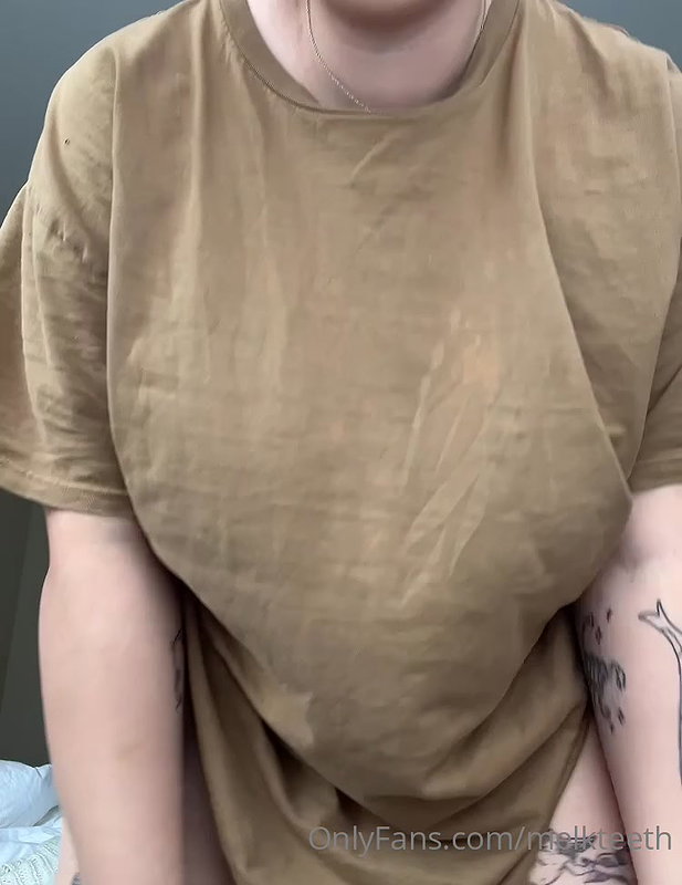 Big Booty BBW Fucks Santa For Gifts_6fb7d8c4