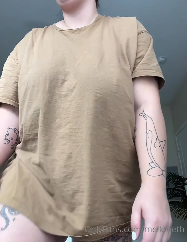 Big Booty BBW Fucks Santa For Gifts_6fb7d8c4