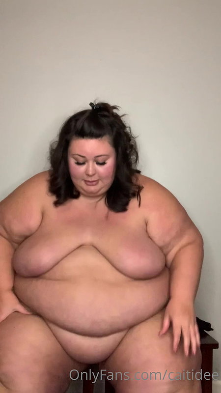 Big Tit BBW Alexandra Reigns taking a load between her huge naturals_3d2baf36