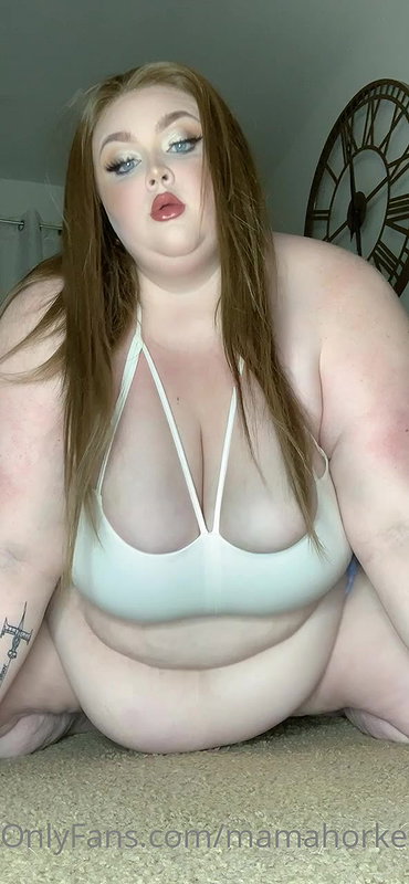 Brunette bbw seduces you in her red underwear_fd9b89a9