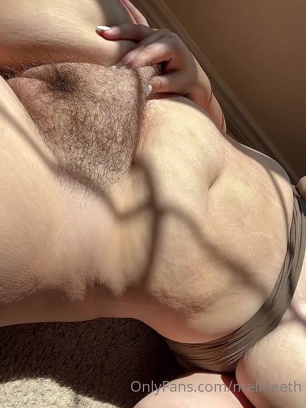 Domi is a really insatiable SSBBW newbie who is going to have a painful time_ab8627ea