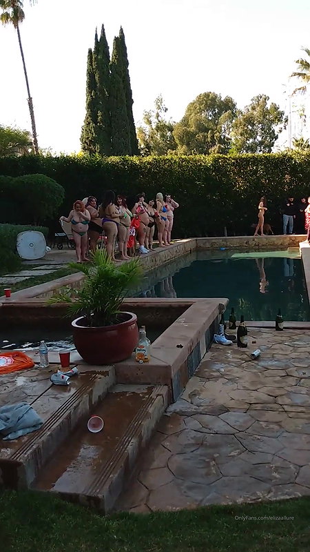 Fucking pregnant BBW in my crocs_519e674e