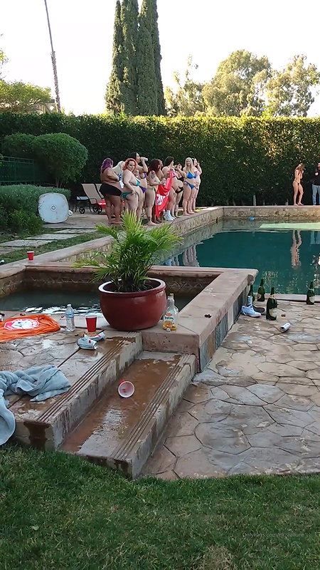 Fucking pregnant BBW in my crocs_519e674e