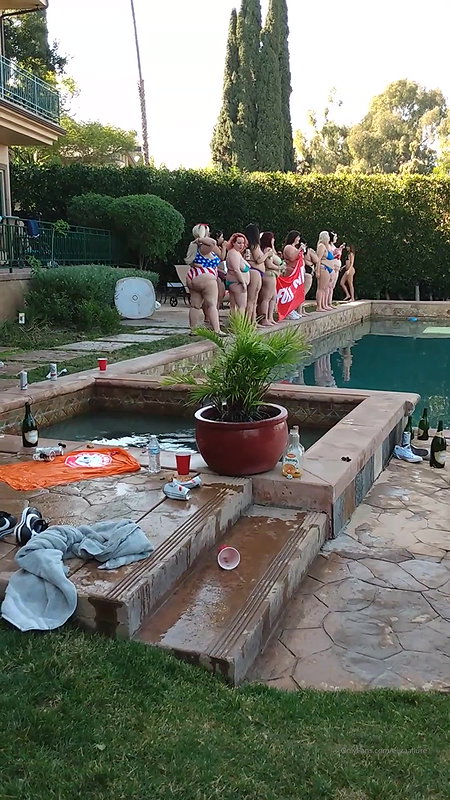 Fucking pregnant BBW in my crocs_519e674e