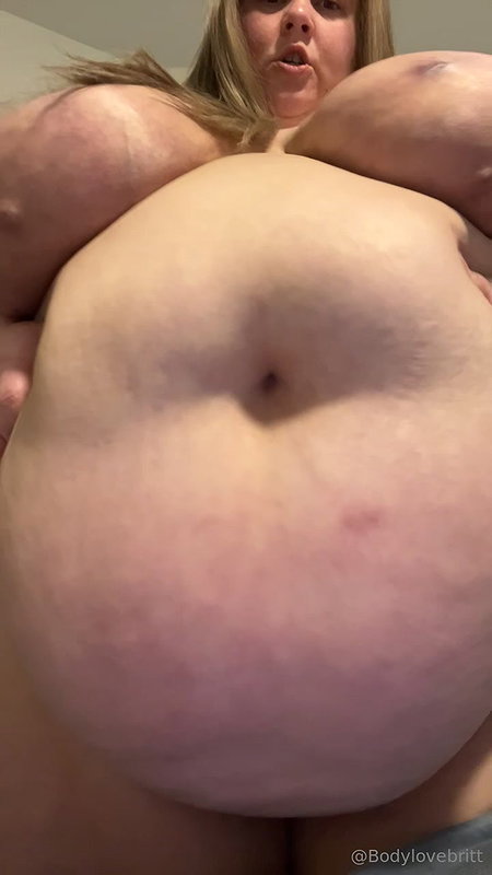 Giant titty BBW Minnie Mayhem gets her pussy filled with dick_6718423a