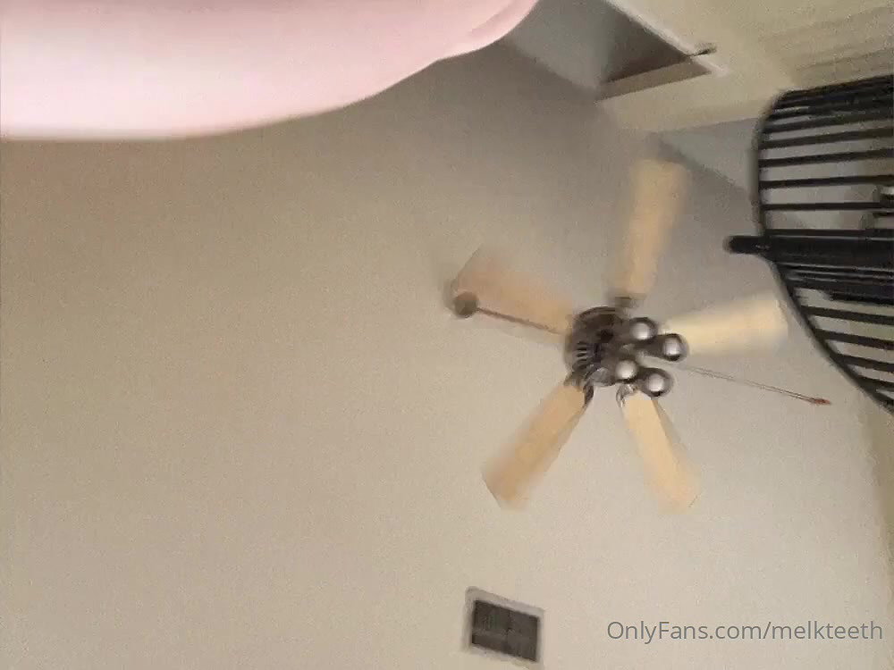 Hefty BBW Danni Dawson Stimulates Her Pussy With Toys_bf85ccce