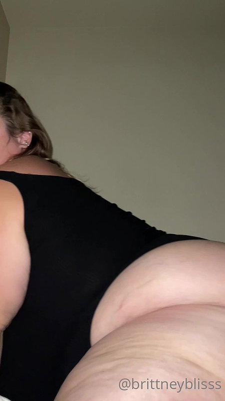 Horny BBW Girl Having Fun With Dildo_5be45952