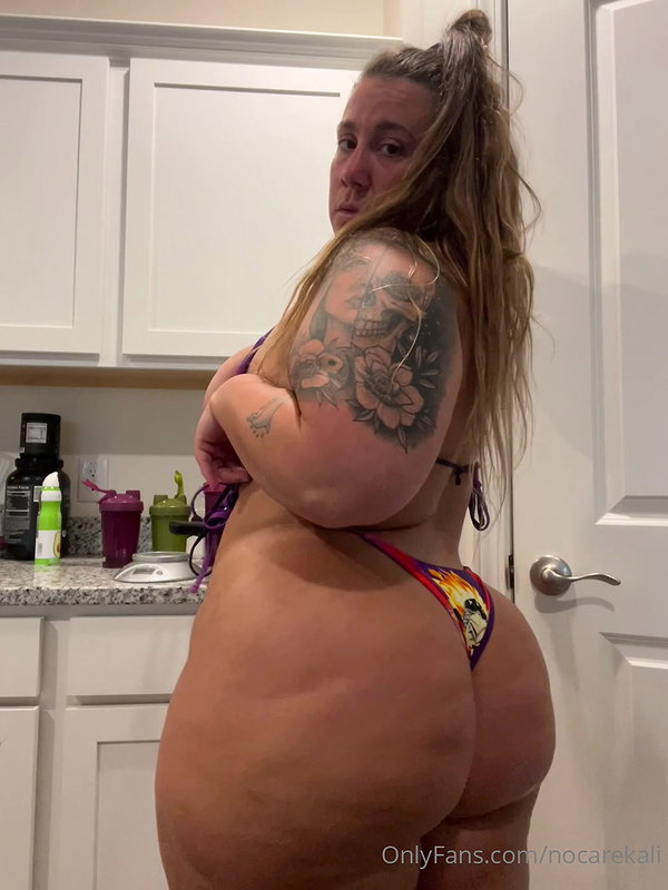 Hot Black BBW gets fucked real hard_e441a932