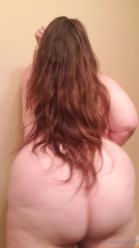 Huge Lesbian BBW Plumpers_a190755f