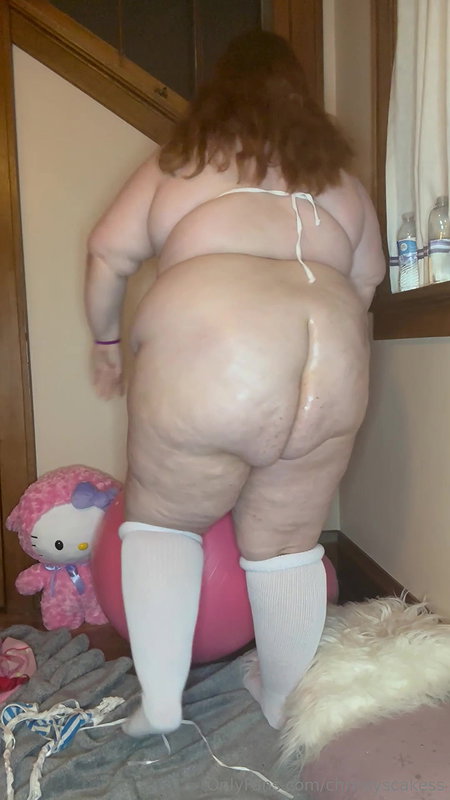 Latina tranny TS Foxxy fucks fat BBW Aiden Starr_5c1d52cb