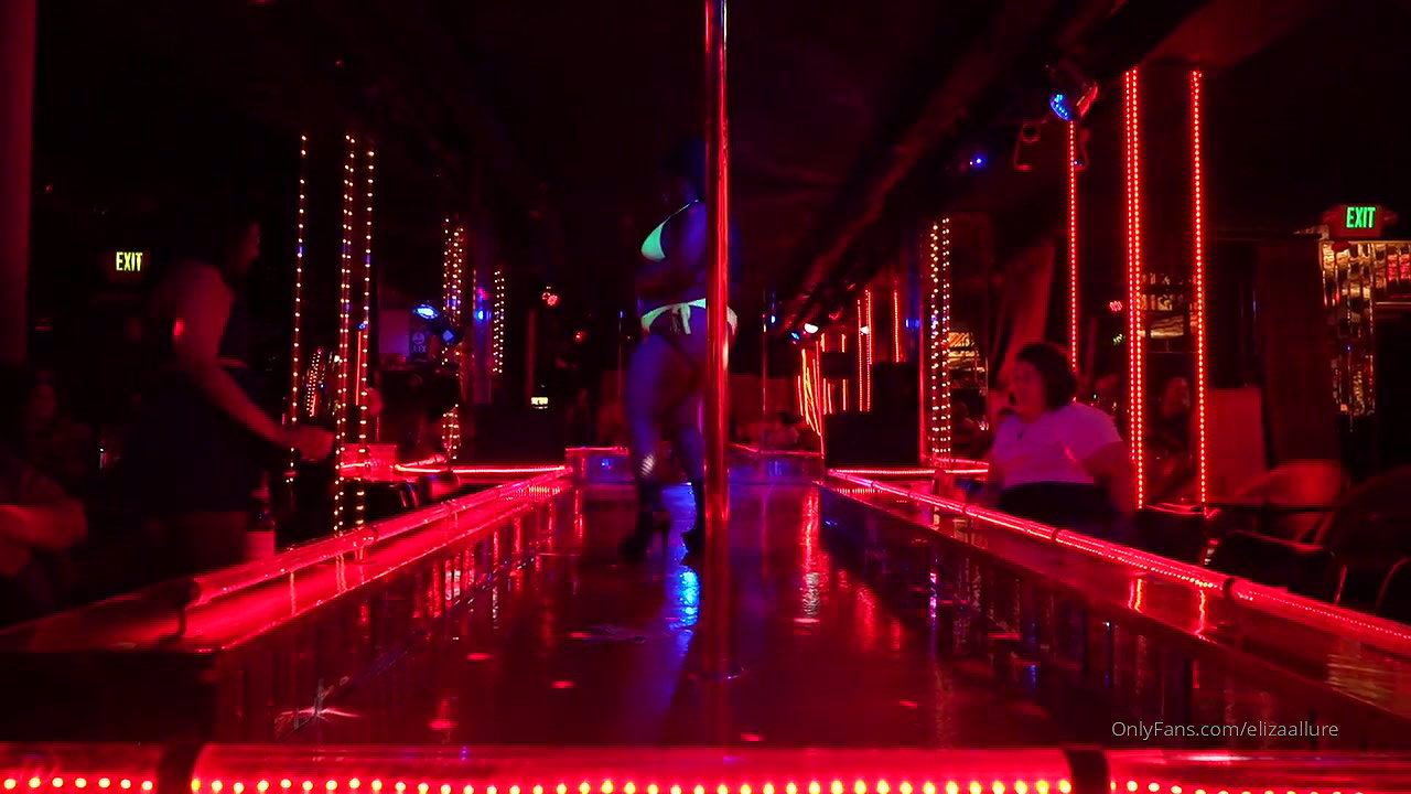 phat chocolate sbbw lady v fucked by bbc redzilla and skinny jose burns p2_797d47a0