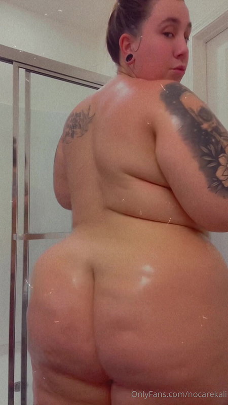 Sex machine fucks tight BBW pussy with big 10 inch dildo_238d9885