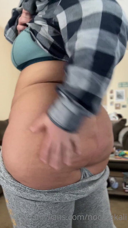 SluttyBBWs – BTS with sexy BBW slut Josie Jaxxon_e5936123