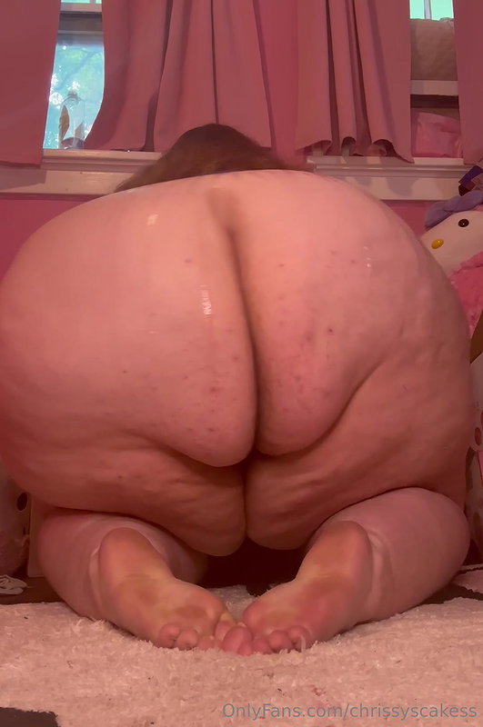 ssbbw mom with huge tits_7cc6b6cd