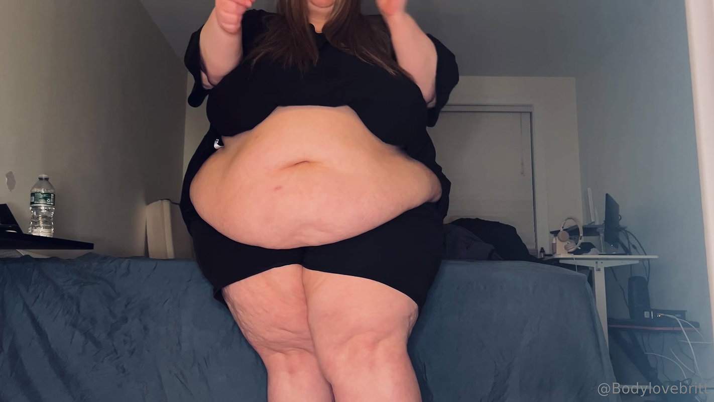 SUPER BBW FETT ARSCH 180 KG MILF FICKT DAS ALLES WACKELT_3e2be692