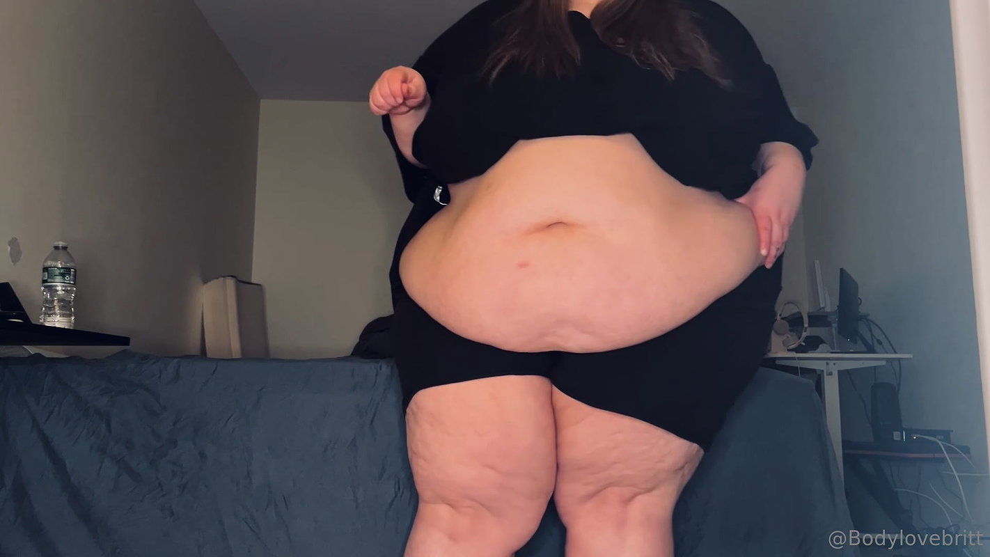 SUPER BBW FETT ARSCH 180 KG MILF FICKT DAS ALLES WACKELT_3e2be692