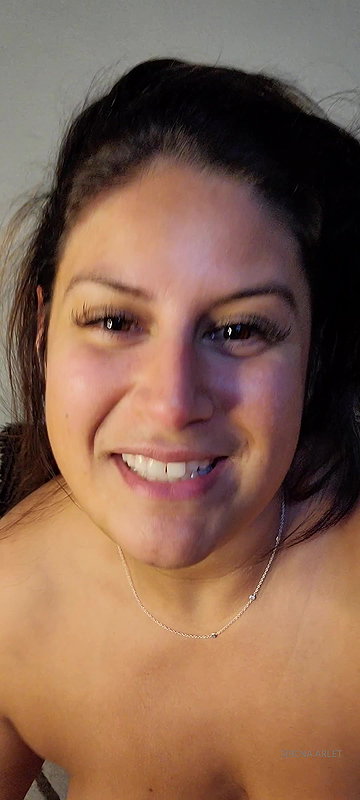 Trans BBW teases her asshole while wanking_15cd6e60