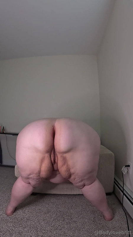 WCG EM BIG LONG COCK-EYED TITTIES on this white bbw_5243a545