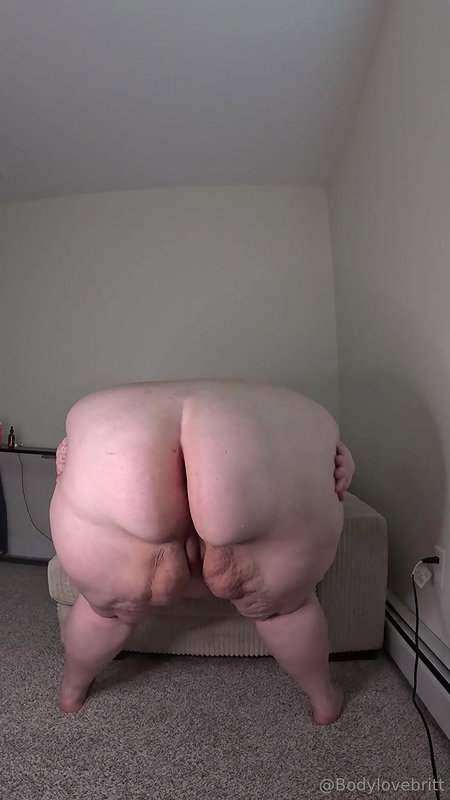 WCG EM BIG LONG COCK-EYED TITTIES on this white bbw_5243a545