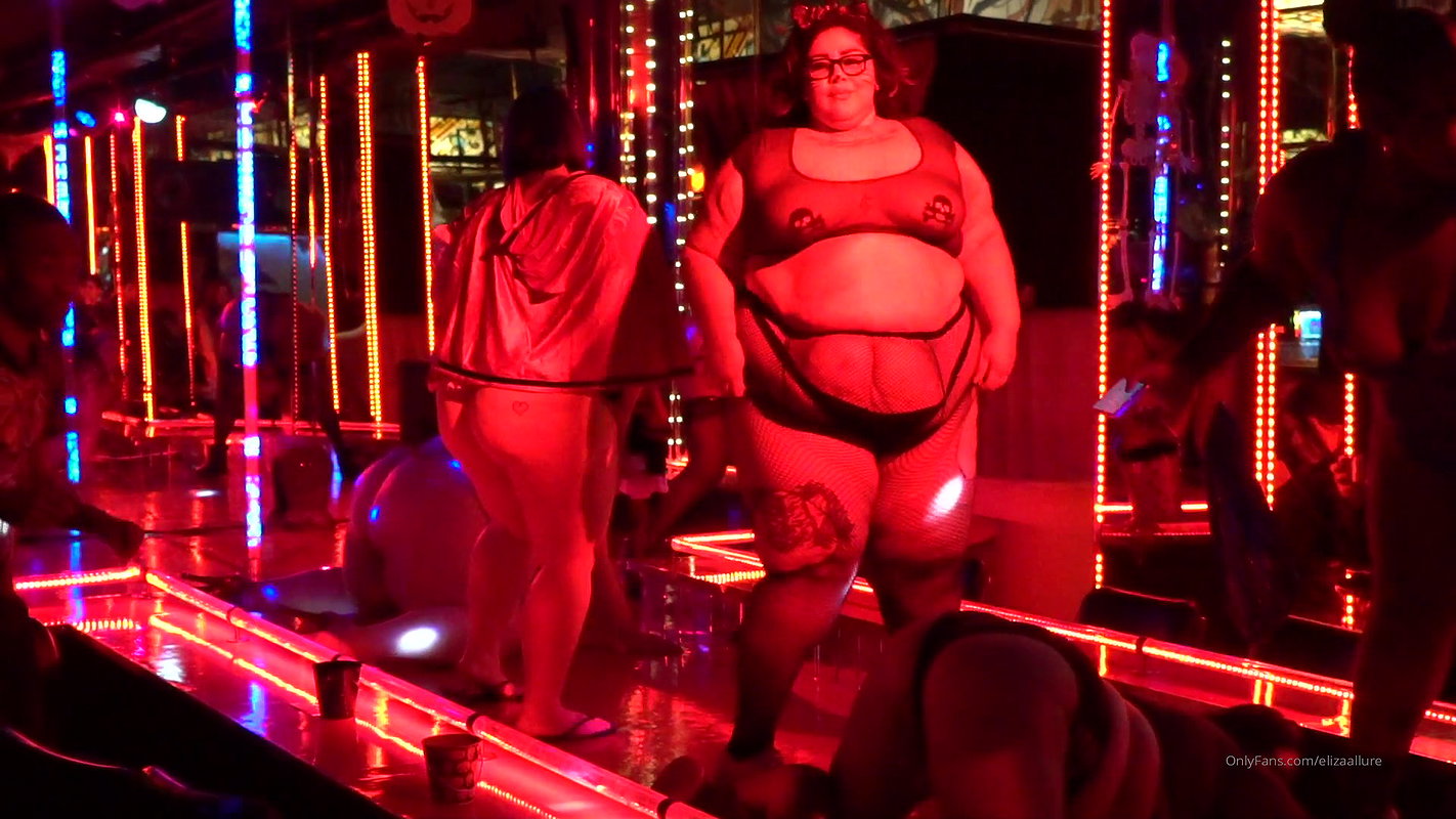 Wet BBW pussy getting fucked_66287567