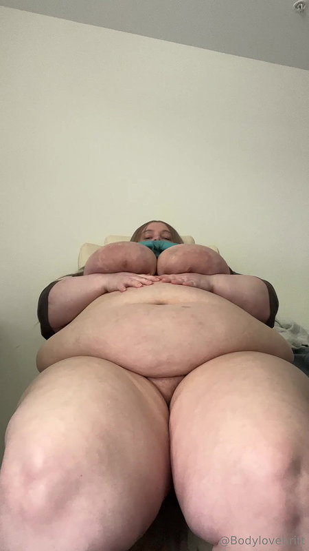 White bbw amateur with great boobs_d48a8fc4
