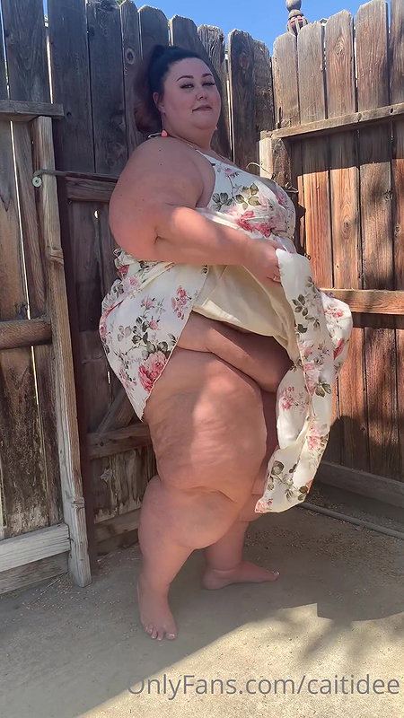 Young BBW Thot Lollipop_6b5fb90c