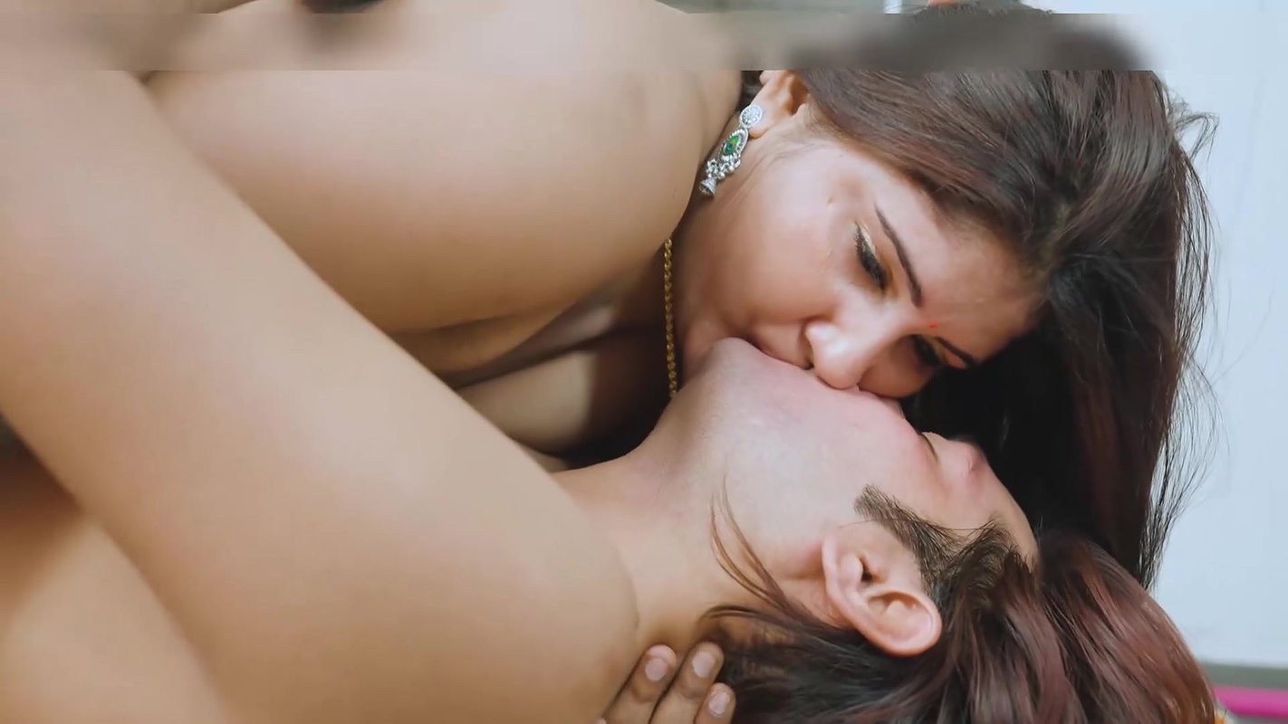 Girlfrend ke ghar ja kar uske sath kiya hardcore sex Clear Hindi Audio