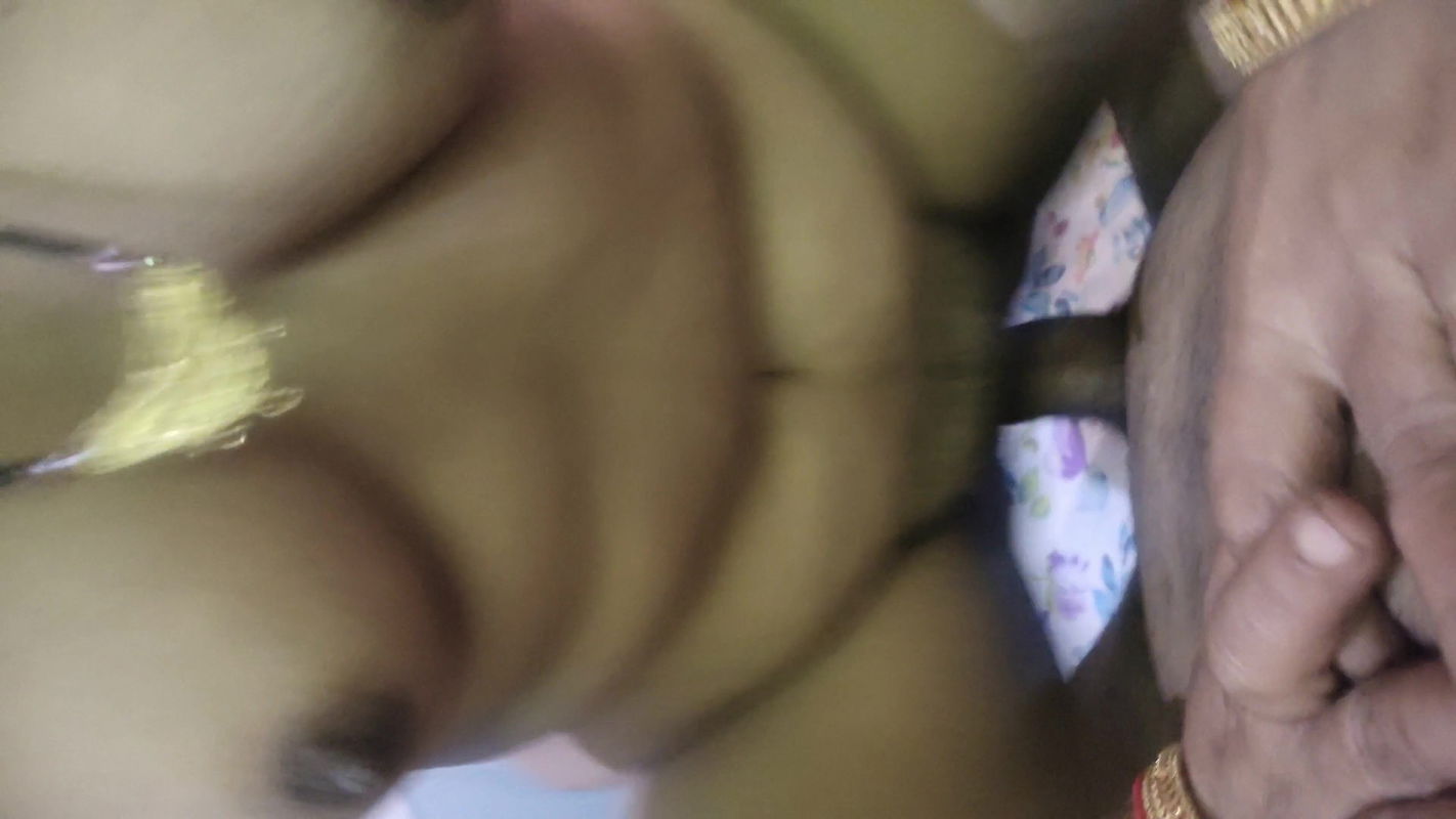 Desi Bhabhi ki chudai by husband friend.