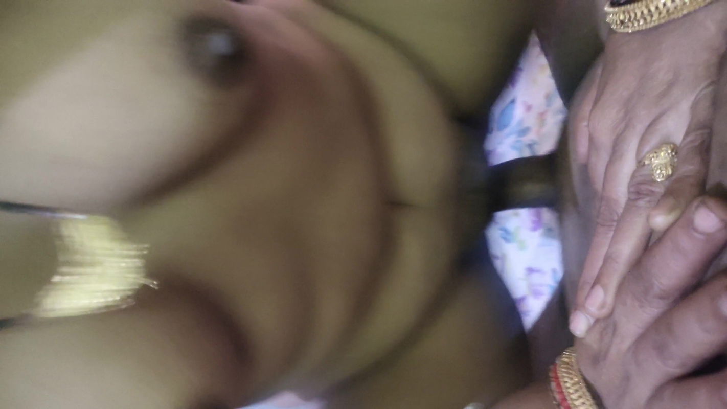 Desi Bhabhi ki chudai by husband friend.