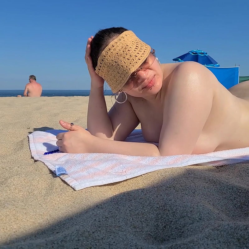 Sex on the beach with a stranger_3a815c8d