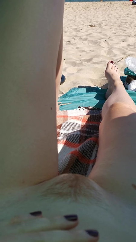 Some workout at the beach_e0c3d371