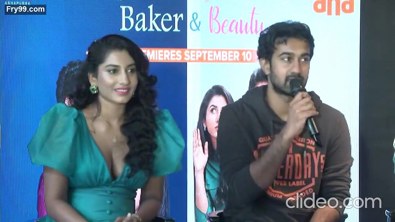 Vishnu priya Hottest Cleavage Show