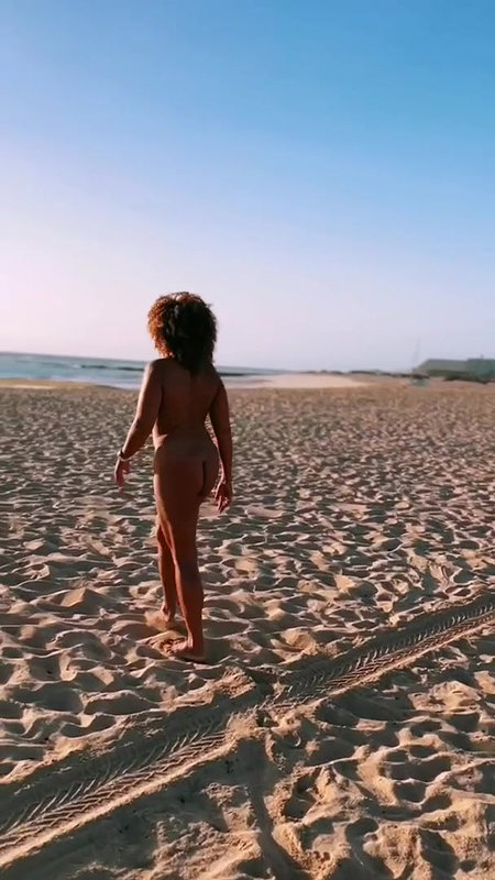 Beachside Bareback Sex Full Service – Part 11_9ecd7386