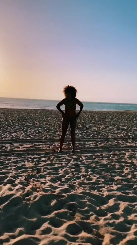 Beachside Bareback Sex Full Service – Part 11_9ecd7386