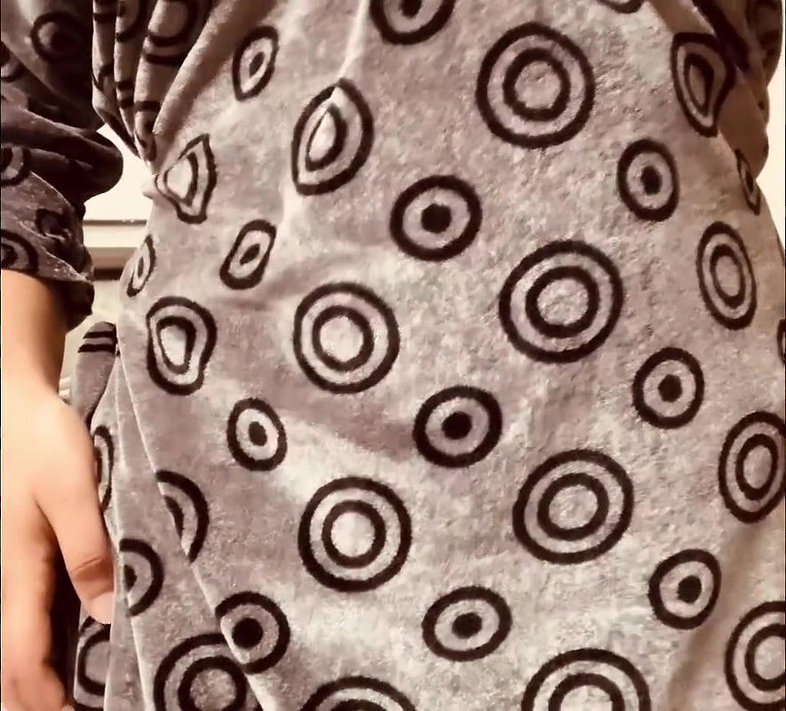 Desi girl getting horny for her fuck boy wants get fucked very hard & extreme Desi indian chut me se nikala pani chut.