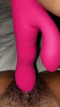 desi girl playing with pussy.