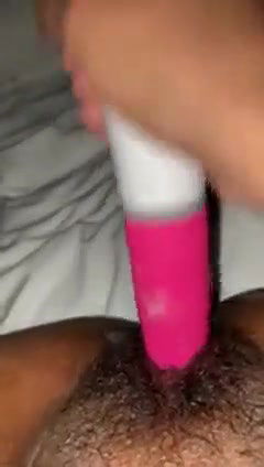 desi girl playing with pussy.