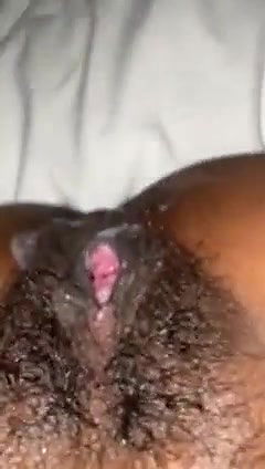 desi girl playing with pussy.