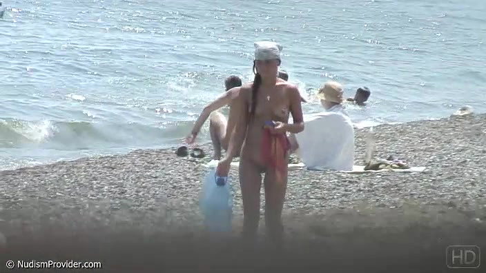 peeping Naturist Beach.44_0aab7b5d