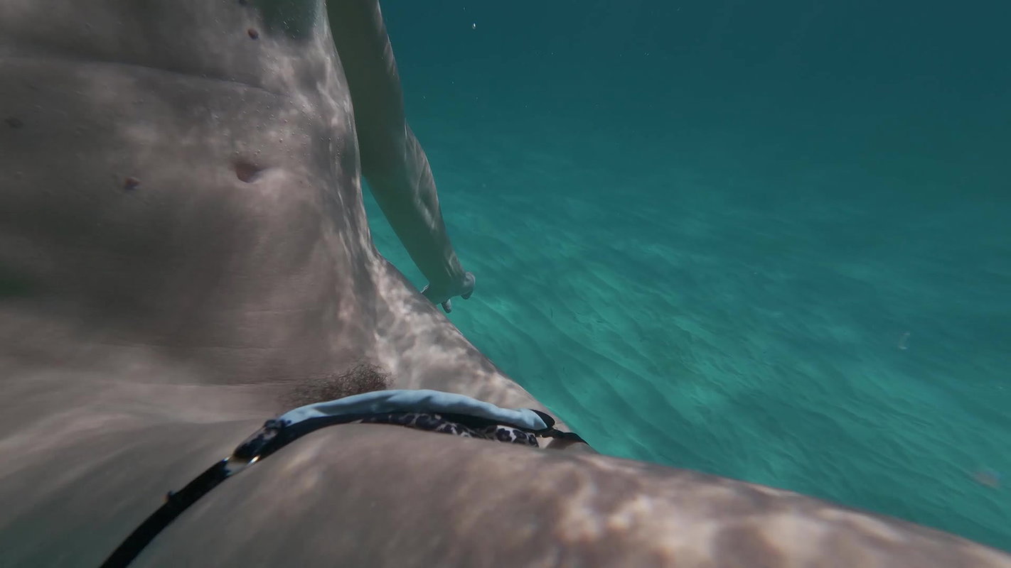 Hood 18 teen and beach Pipe Dreams_b090fd5a