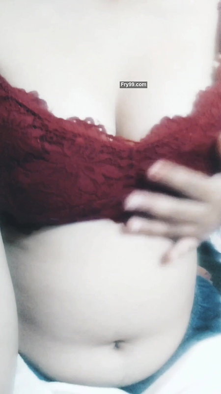 Desi randi ke garam dudh come lick me boobs in faphouse.
