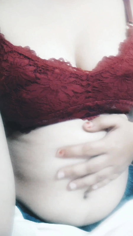Desi randi ke garam dudh come lick me boobs in faphouse.