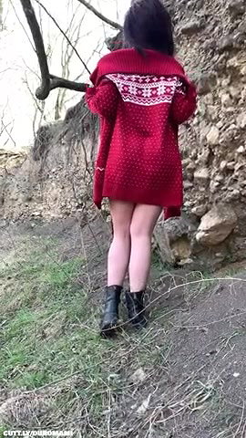 Amateur Porn – Ugly brazilian milf with big pussy at beach_2d2727e0