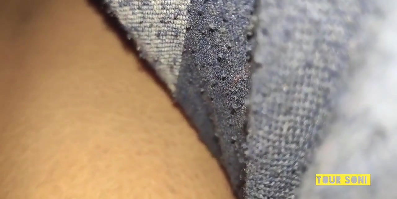 Dever ne apani bhabhi ki boobs or chut ka video banaya.