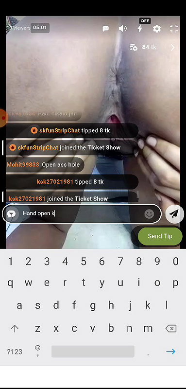 Desimitali 4 ticket show closeup pussy hole and doggy ass hole