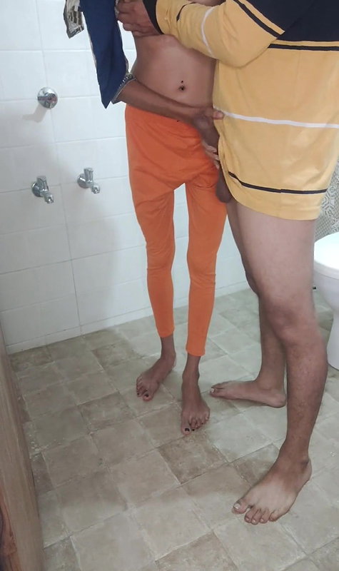 Disha bhabhi fucking with her Devar in bathroom